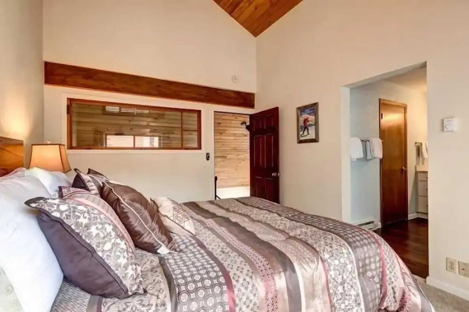 2-225 Eagle Dr Unit 8B Summer Only