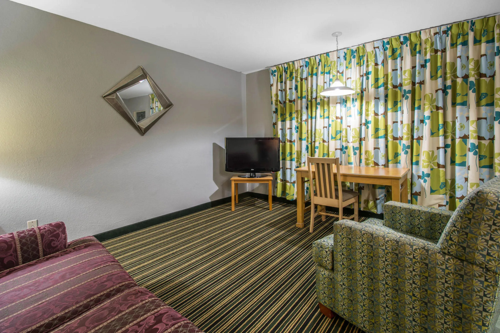 Rodeway Inn & Suites Winter Haven Chain Of Lakes