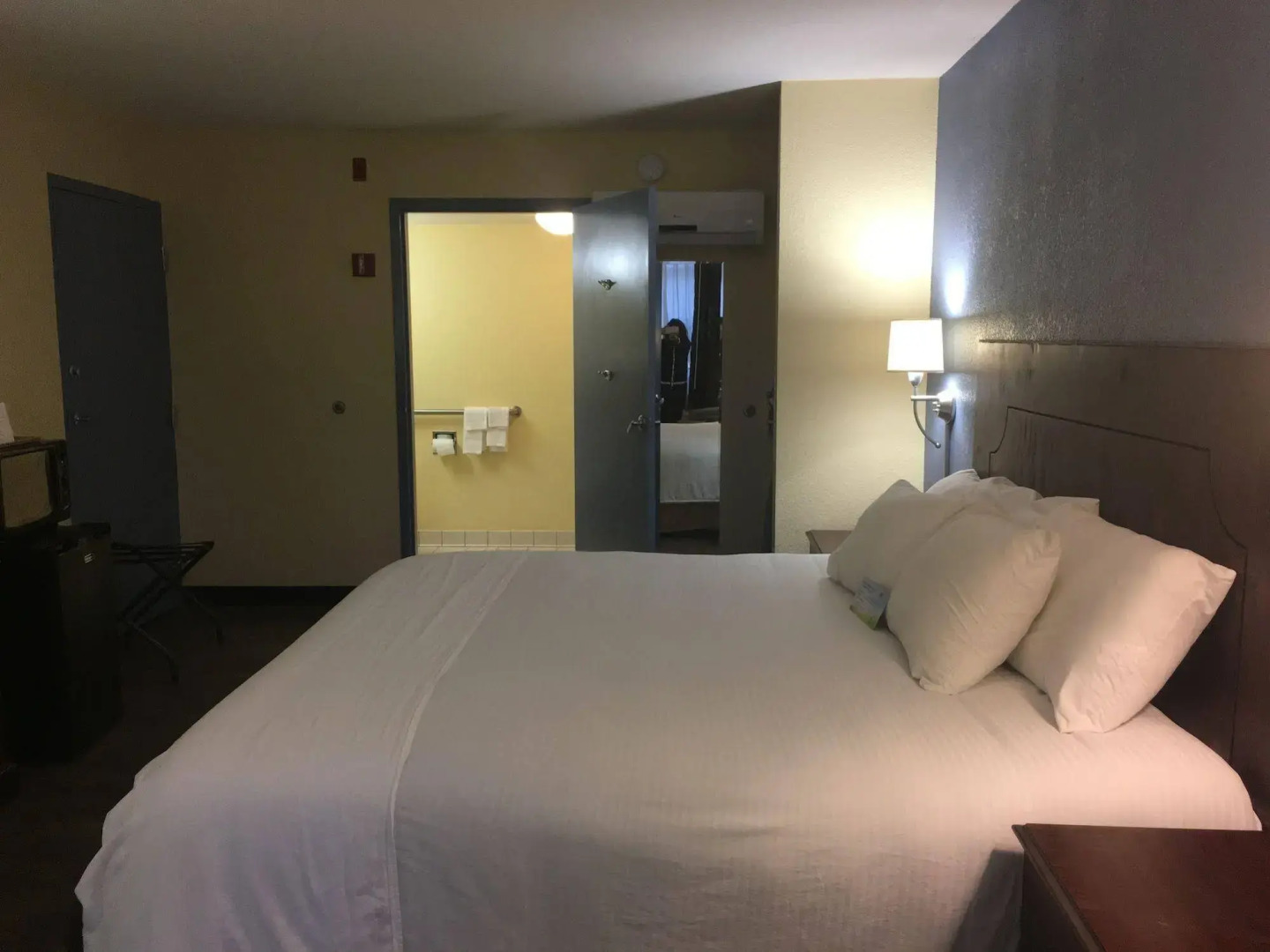 Ramada Montgomery