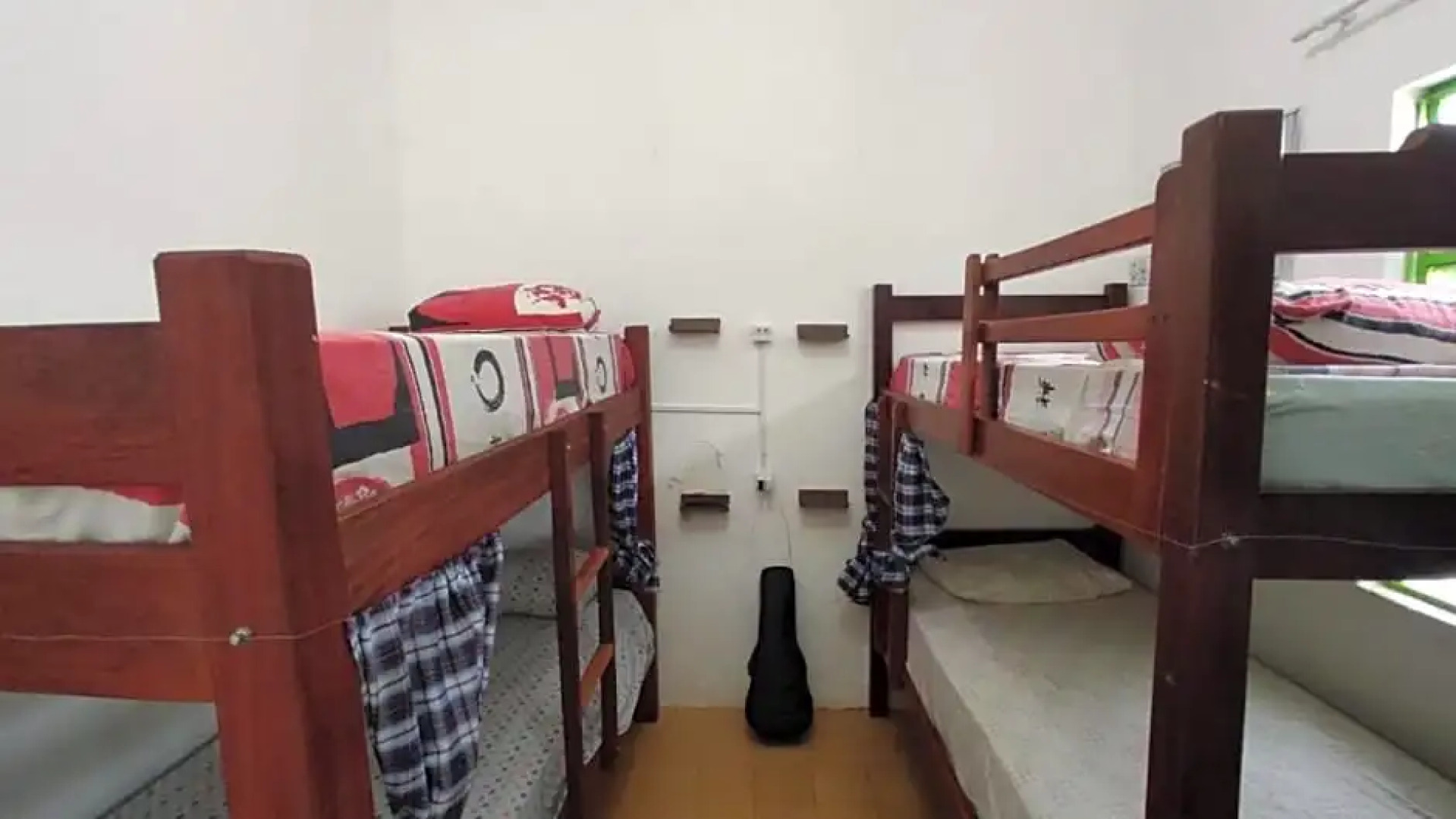 Hostel e Cacha¿ia da Cris