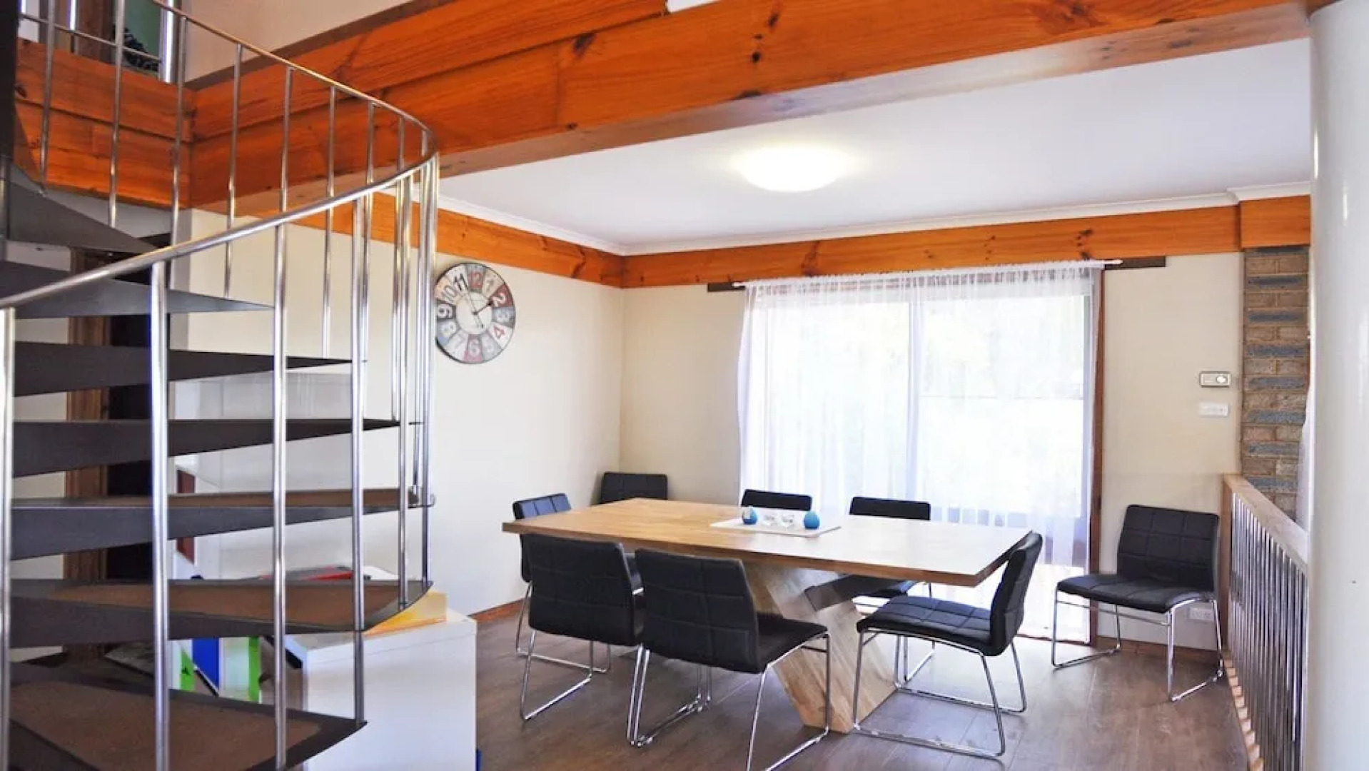 Getaway On Garden - Free Wifi - Pet Friendly (Outside Only)