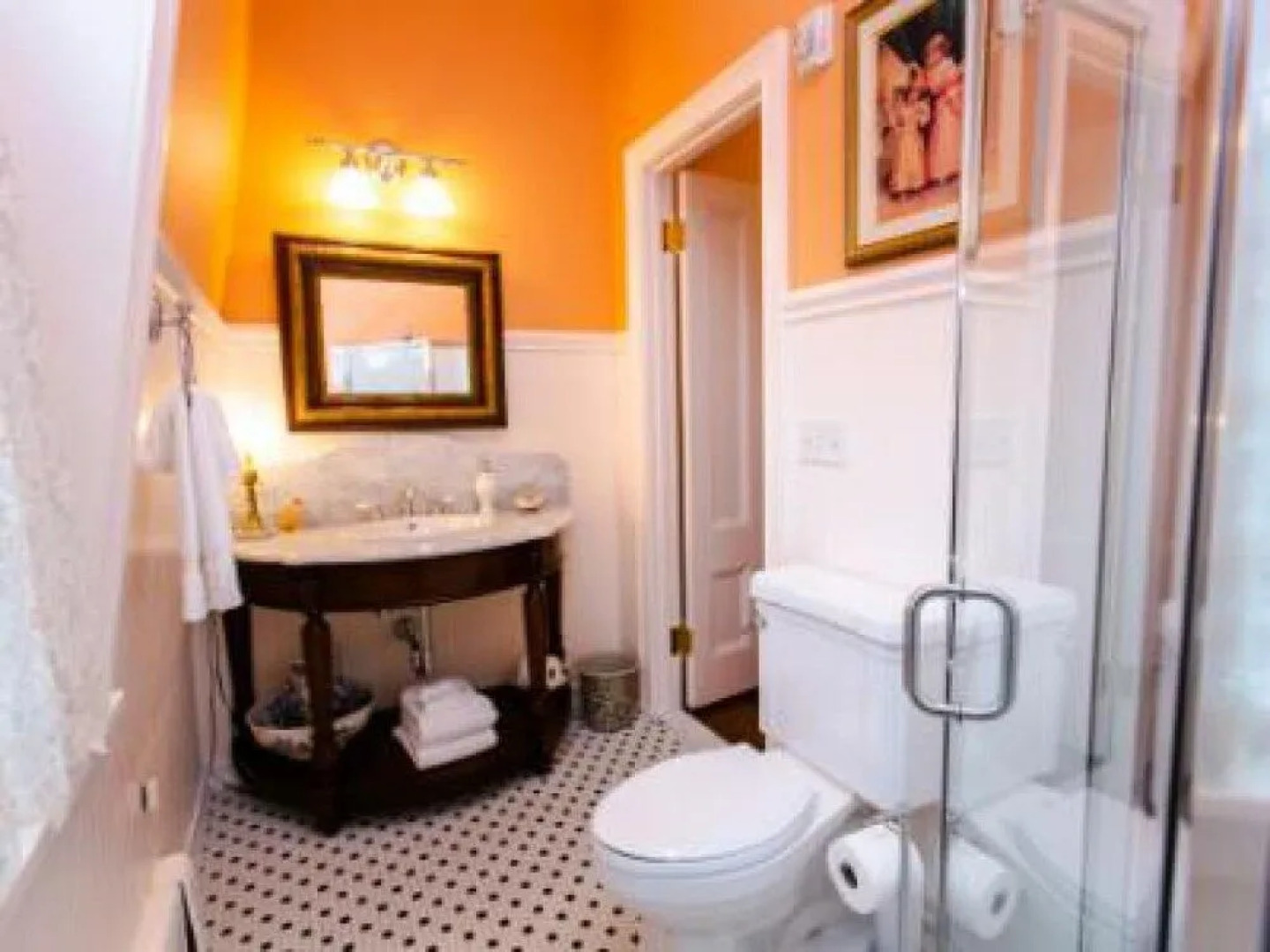 Silas W Robbins House Bed & Breakfast