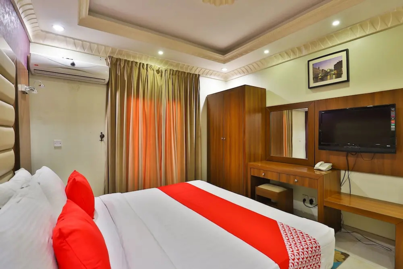 OYO 214 Quiet Inn Hotel Apartments