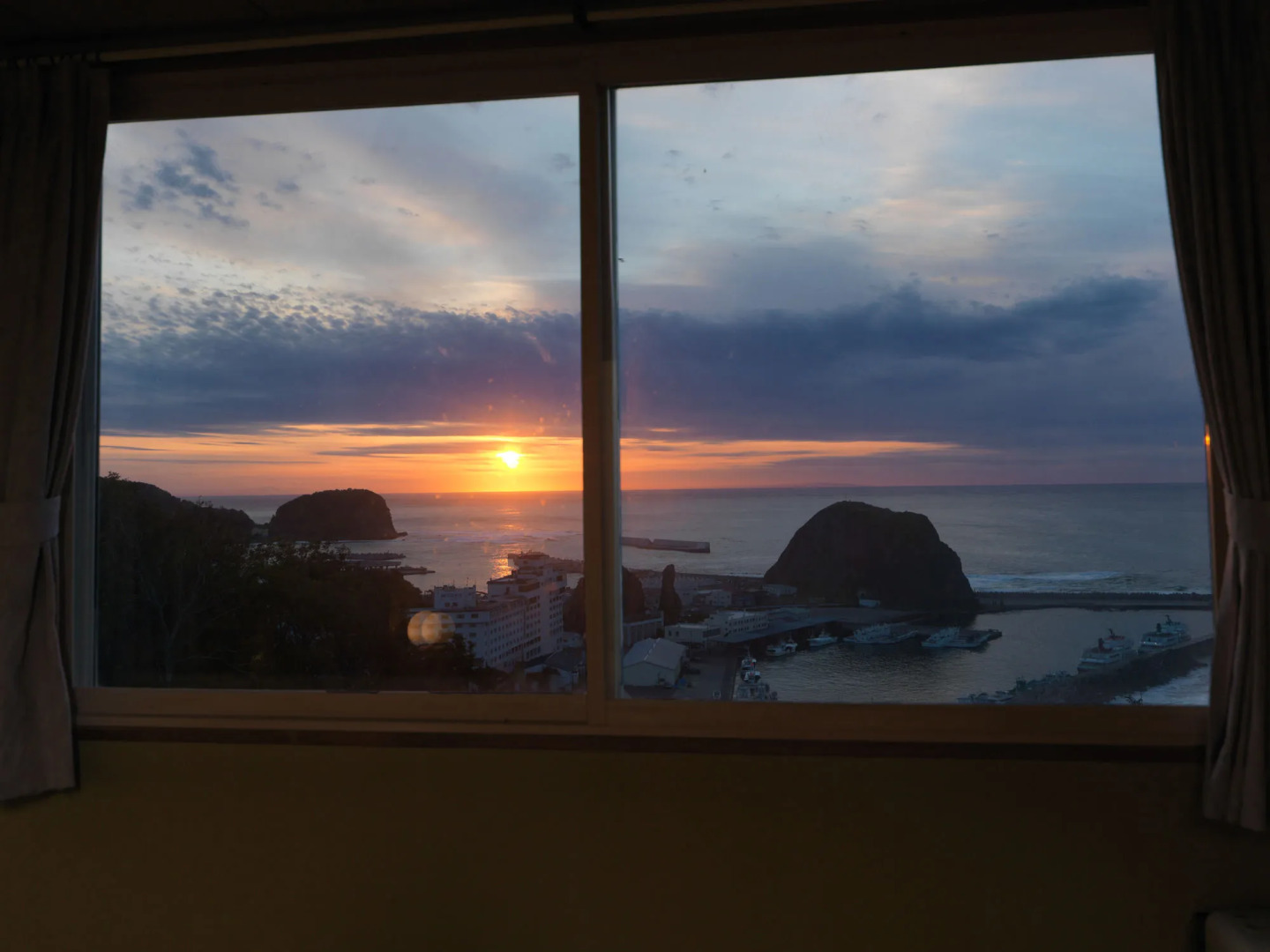 Shiretoko Yuhi No Ataruie Onsen Hostel