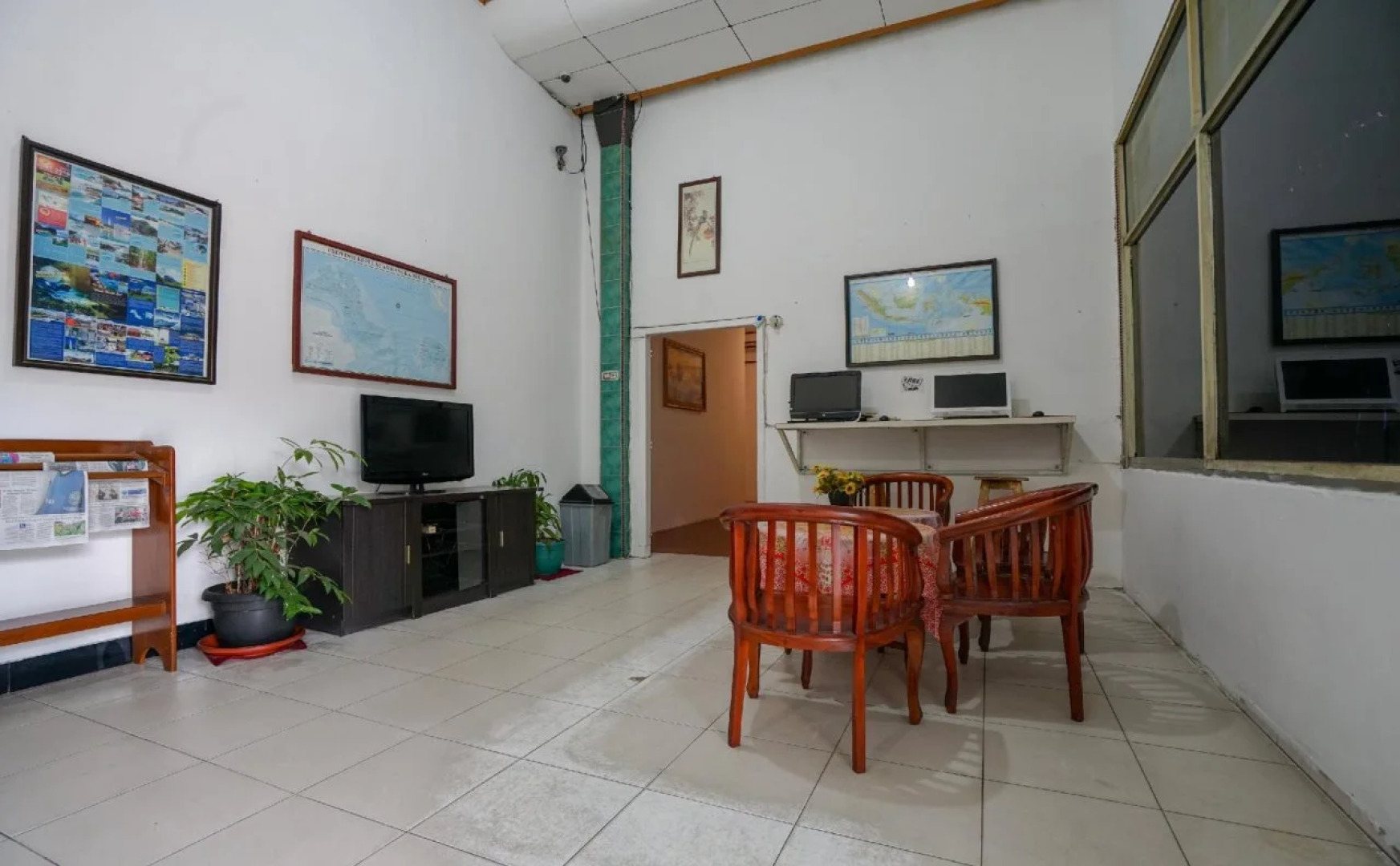 OYO 1216 Hotel Sejati