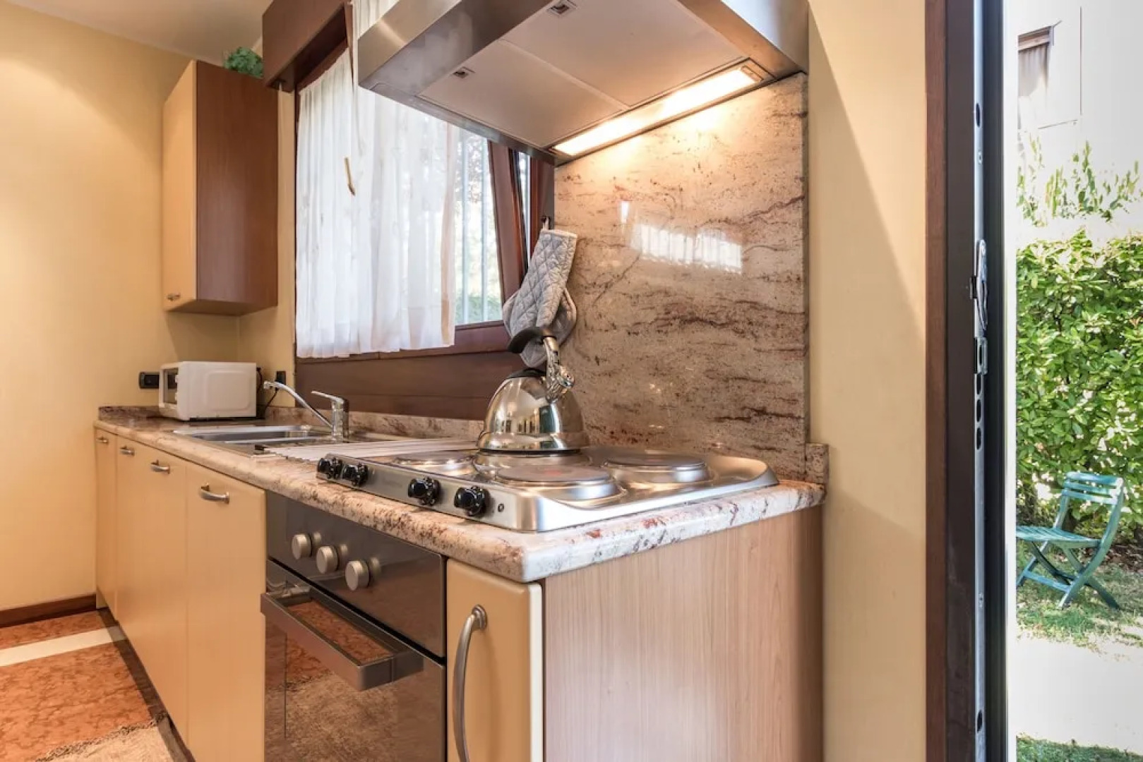 Like Venice Out of The Crowd