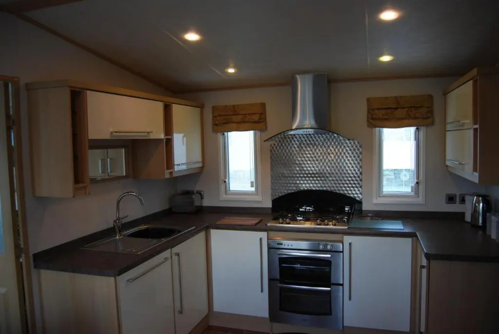33 Solent Village