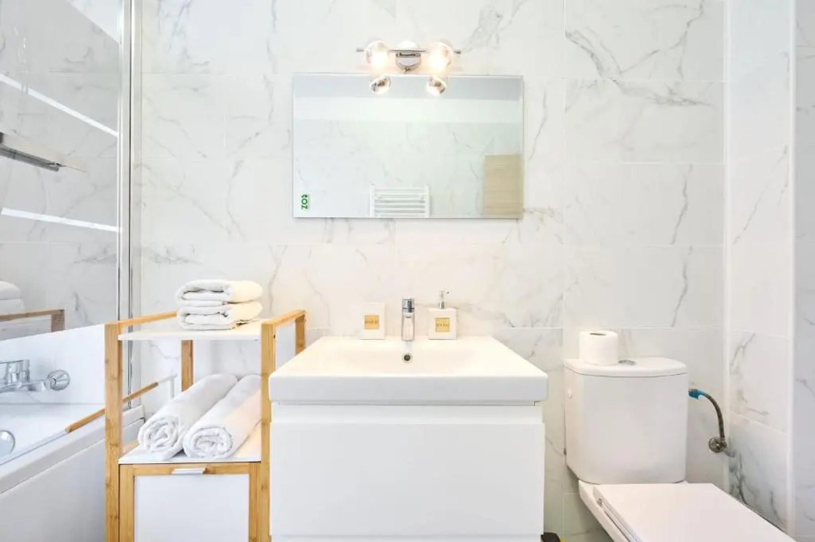 Color Studios in Nord10 - Pool & playground