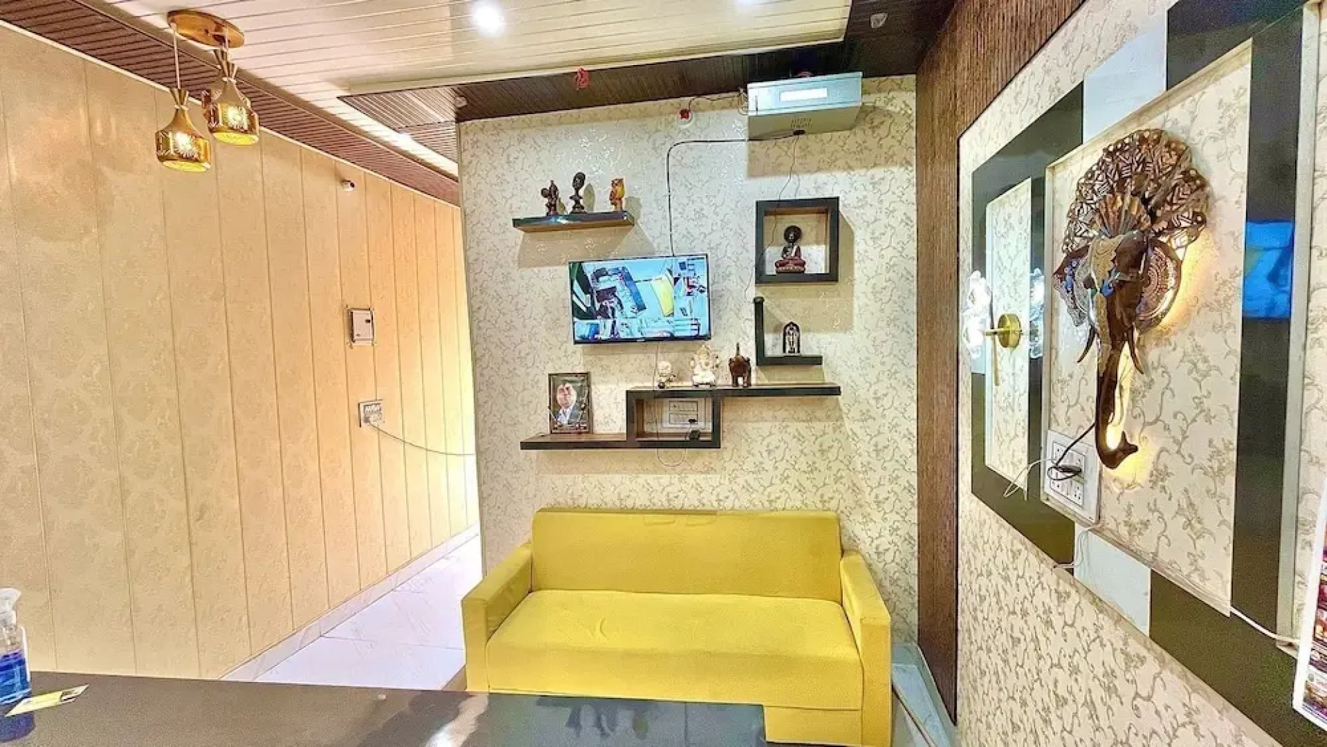 shree Ghanshyam palace