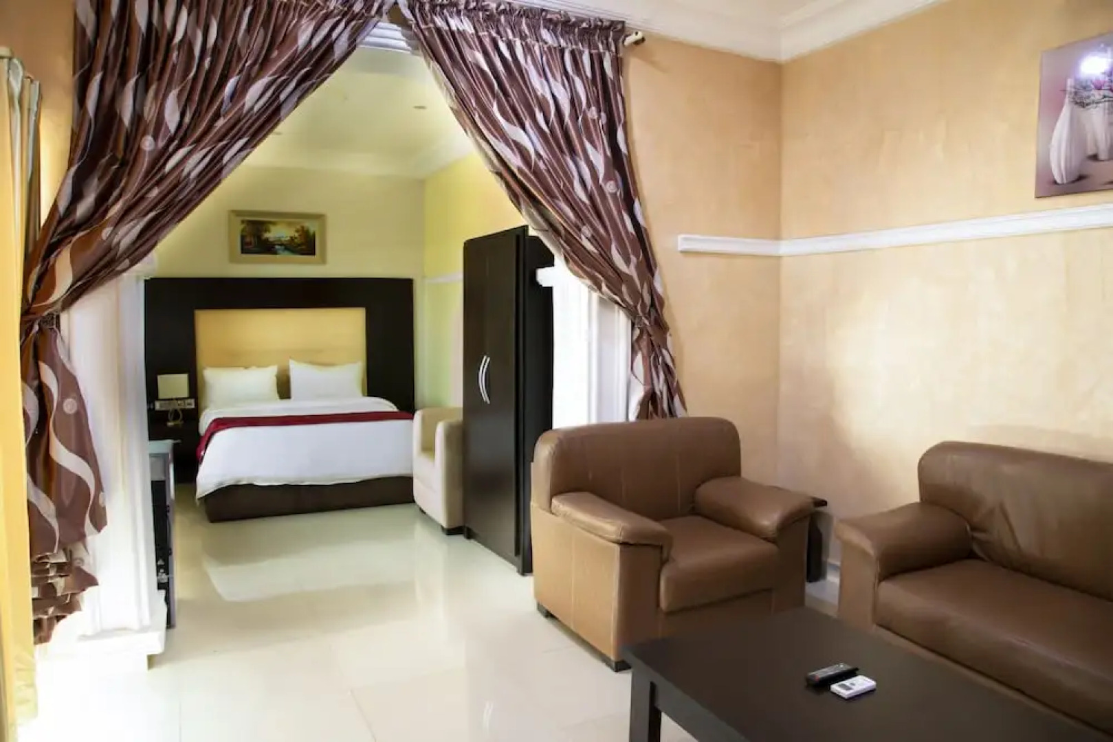 Hampton Towers and Spa