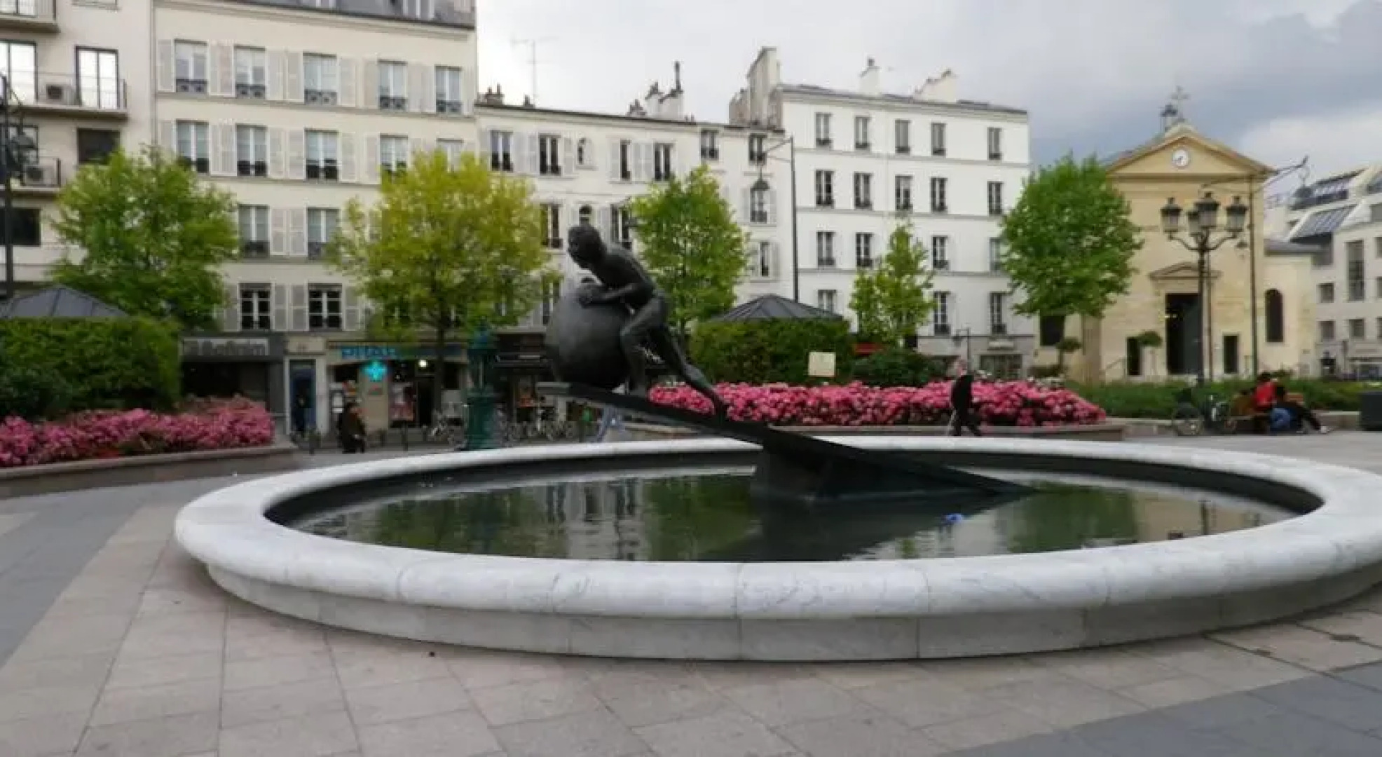Neuilly Champs Elysées