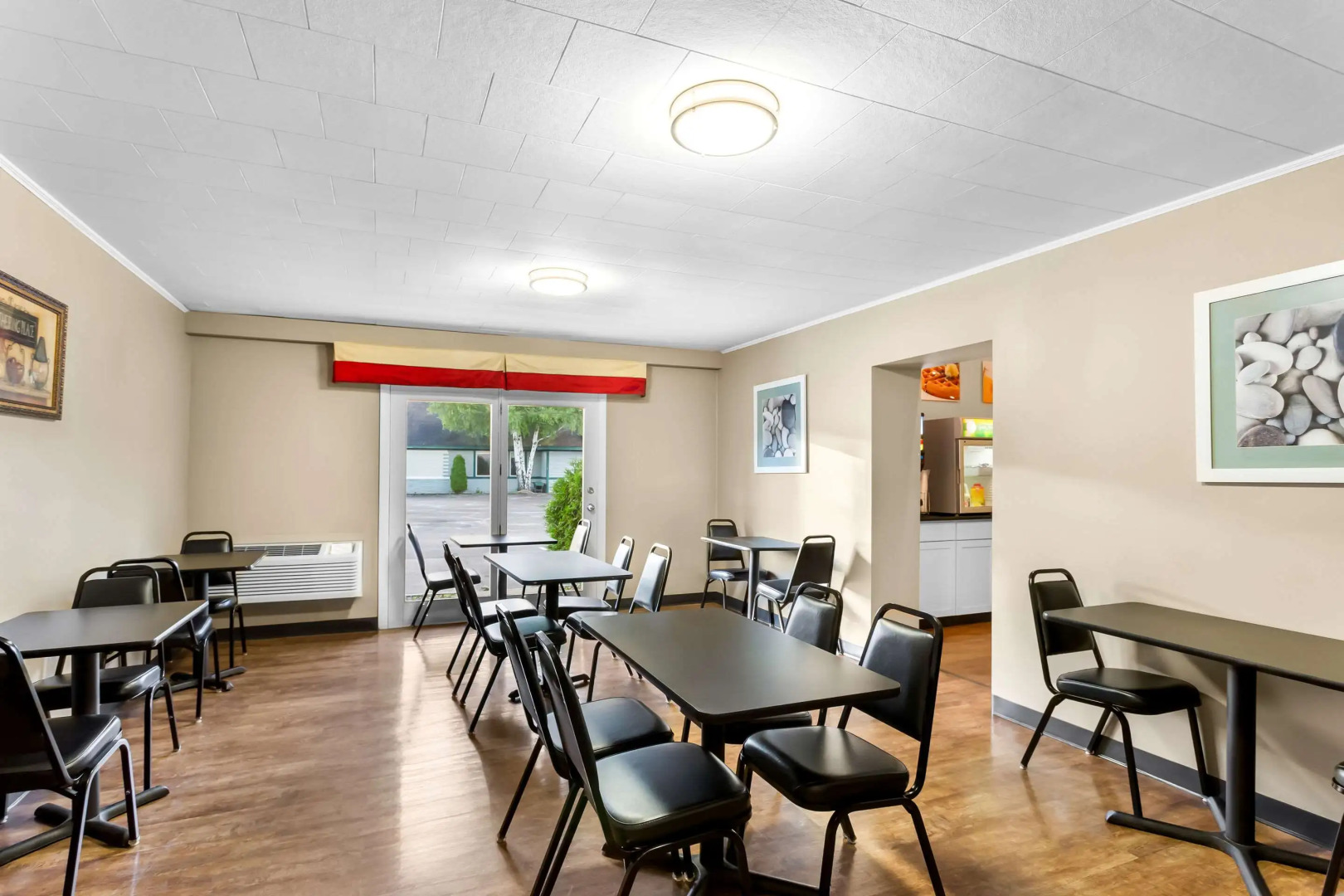 Rodeway Inn Gorham Riverside