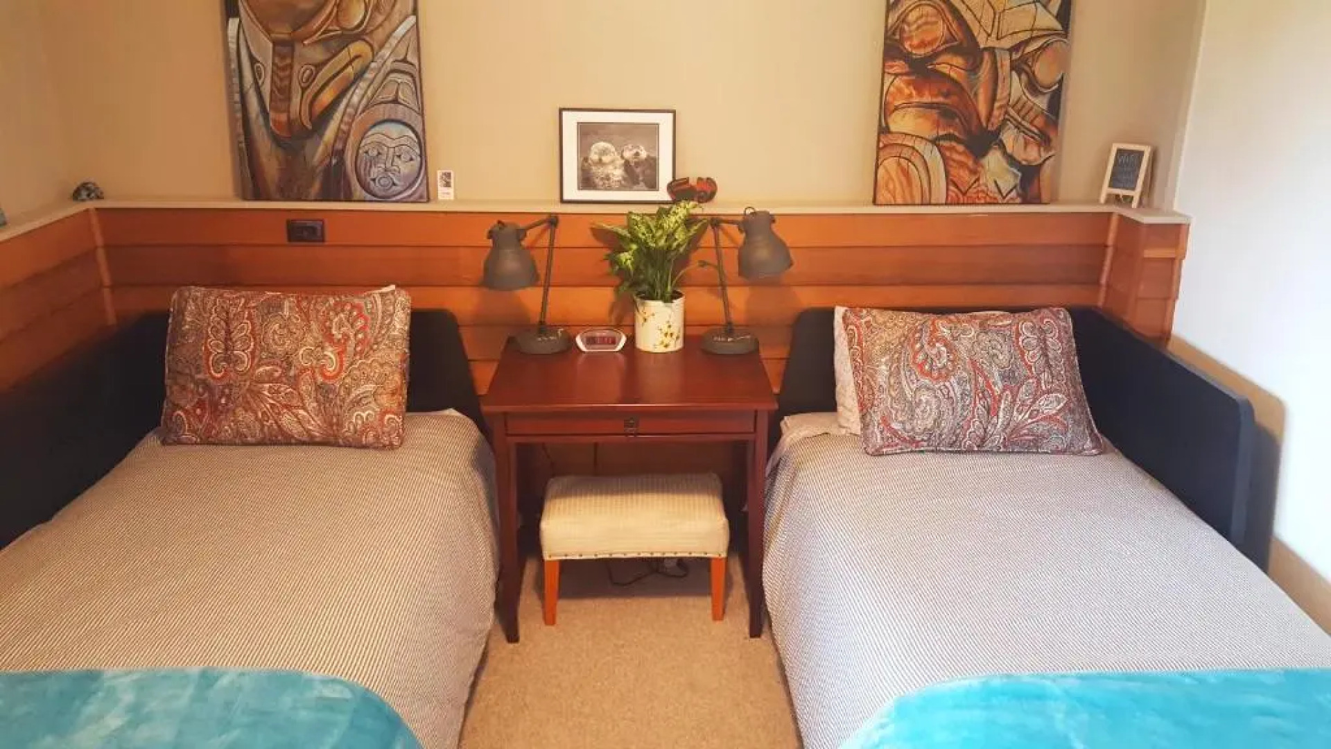 Secret Beach B&B Suites