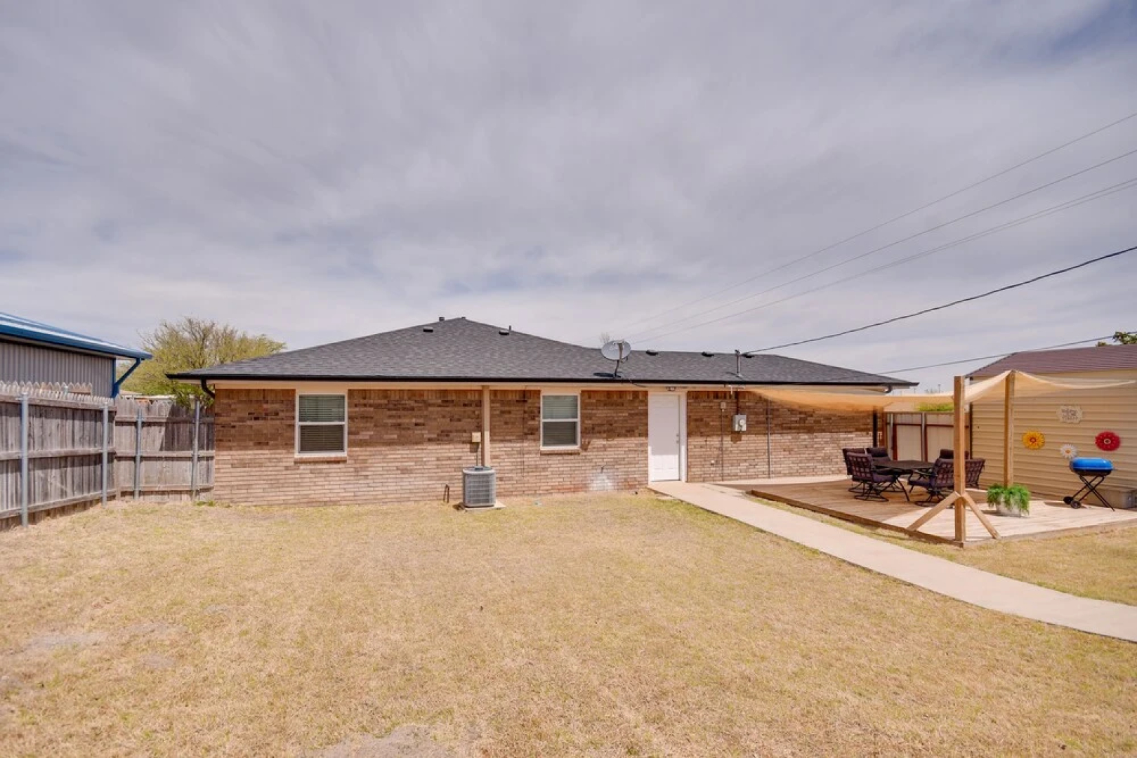 Pet-friendly Vacation Rental w/ Yard in Canyon