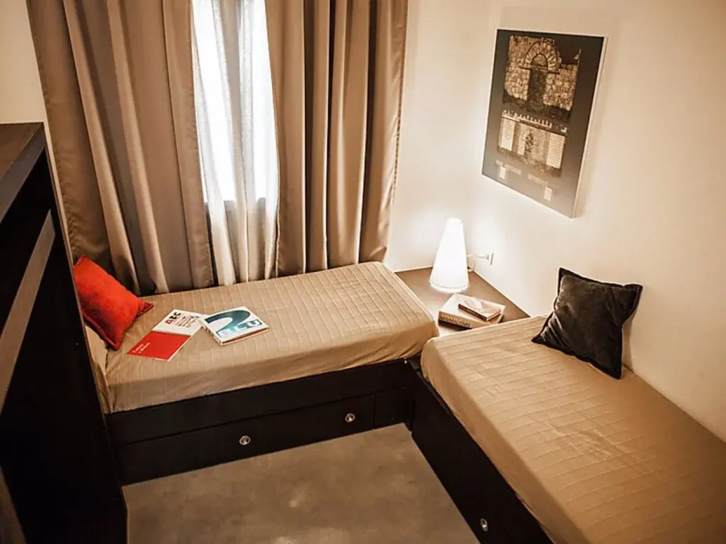 Deluxe - Two Bedroom No.4