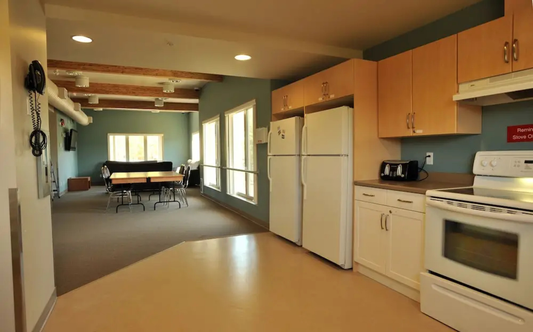 Residence & Conference Centre - Merritt