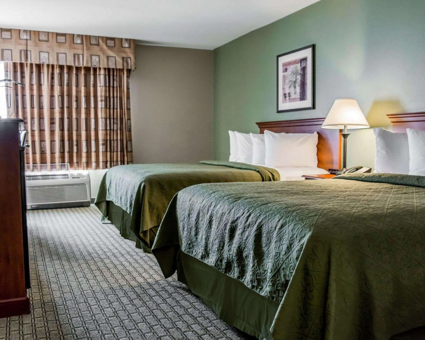 Quality Inn & Suites Tampa-Ybor City