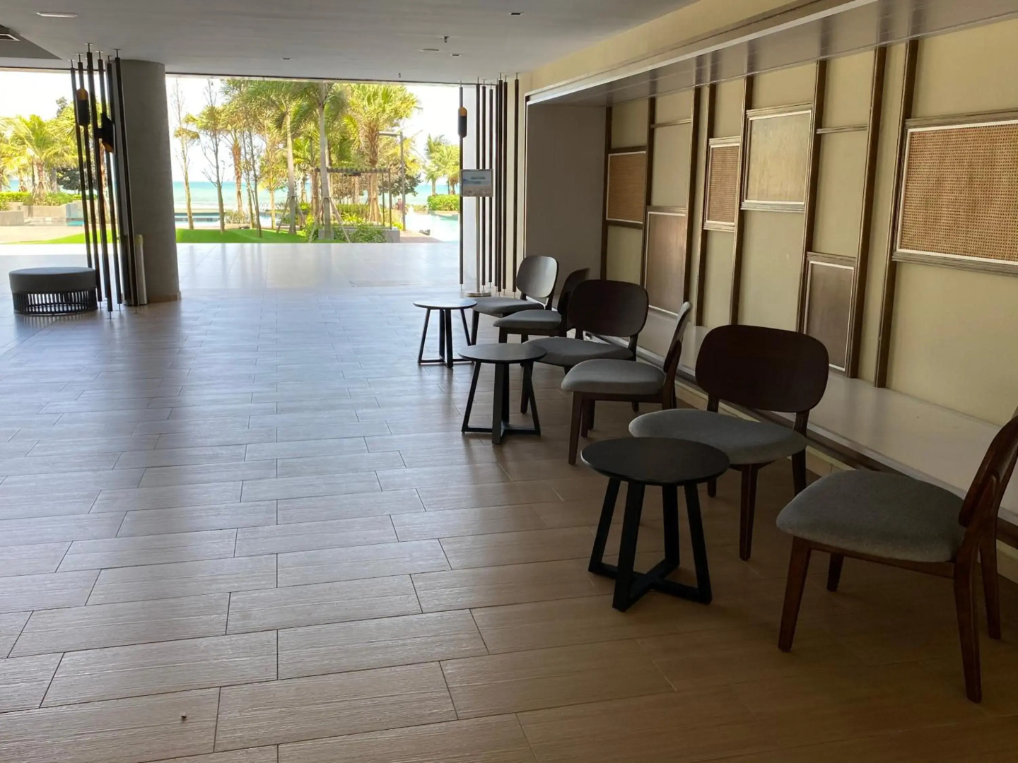 Isix Seaview 2R2B at Timurbay Pantai Balok Kuantan Pahang