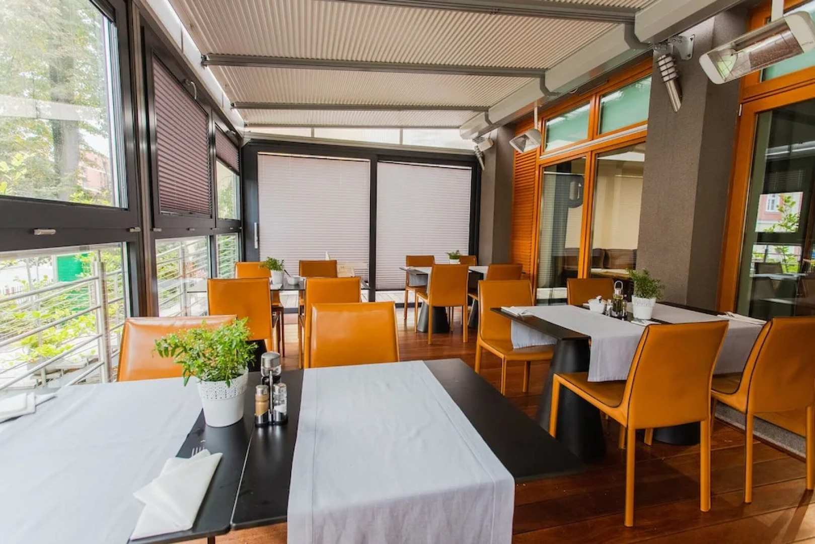 Szara Willa - Hotel, Catering i Konferencje Opole