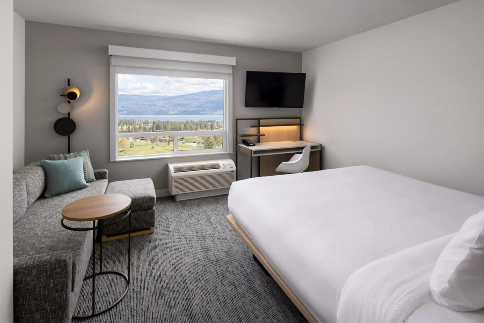 TownePlace Suites by Marriott West Kelowna