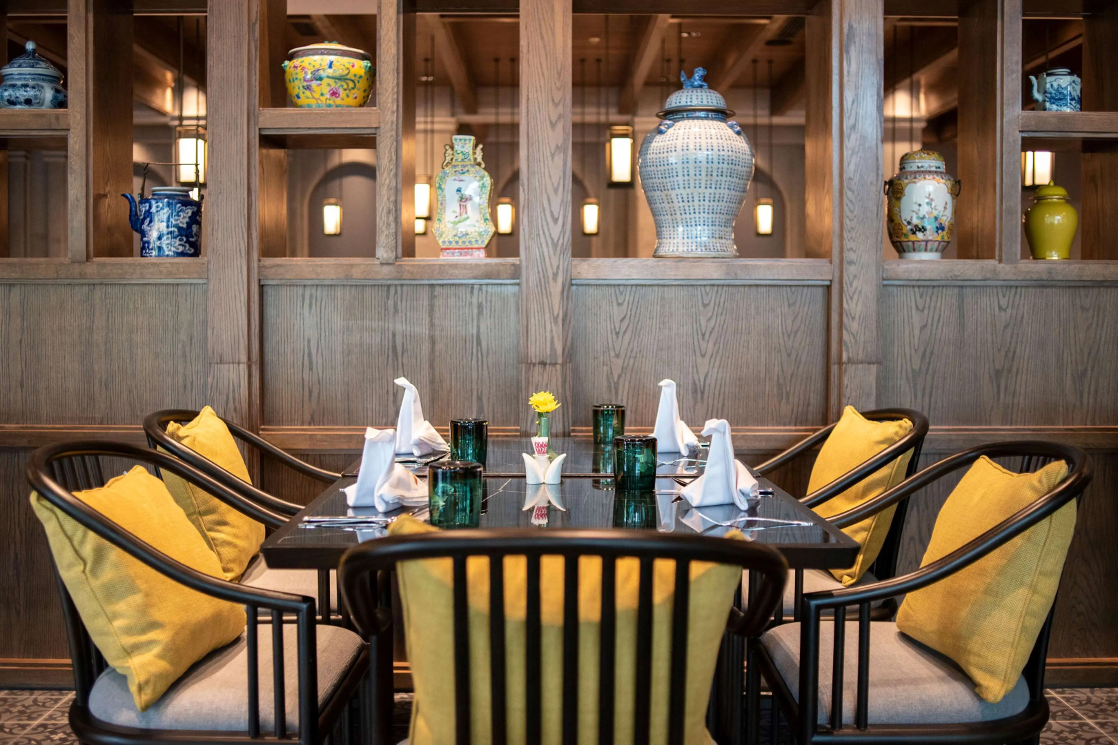 Ramada Plaza By Wyndham Chao Fah