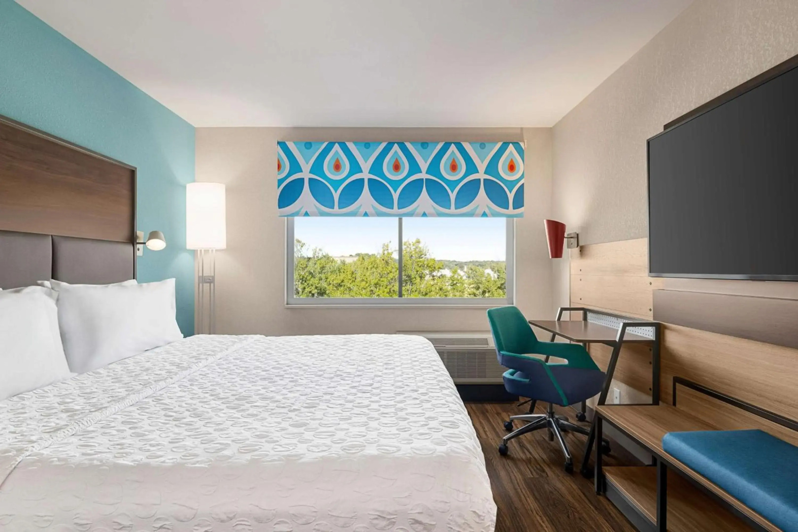 Tru by Hilton Lawrenceville Atlanta I-85 Sugarloaf