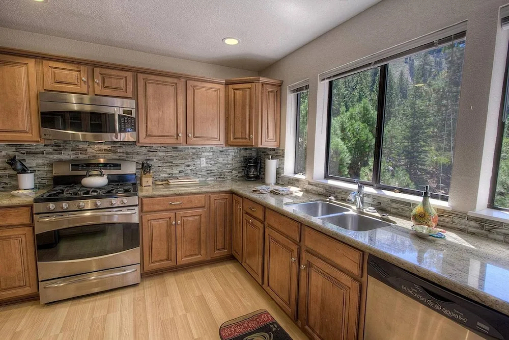 Tahoe Bonoff Venture by Lake Tahoe Accommodations
