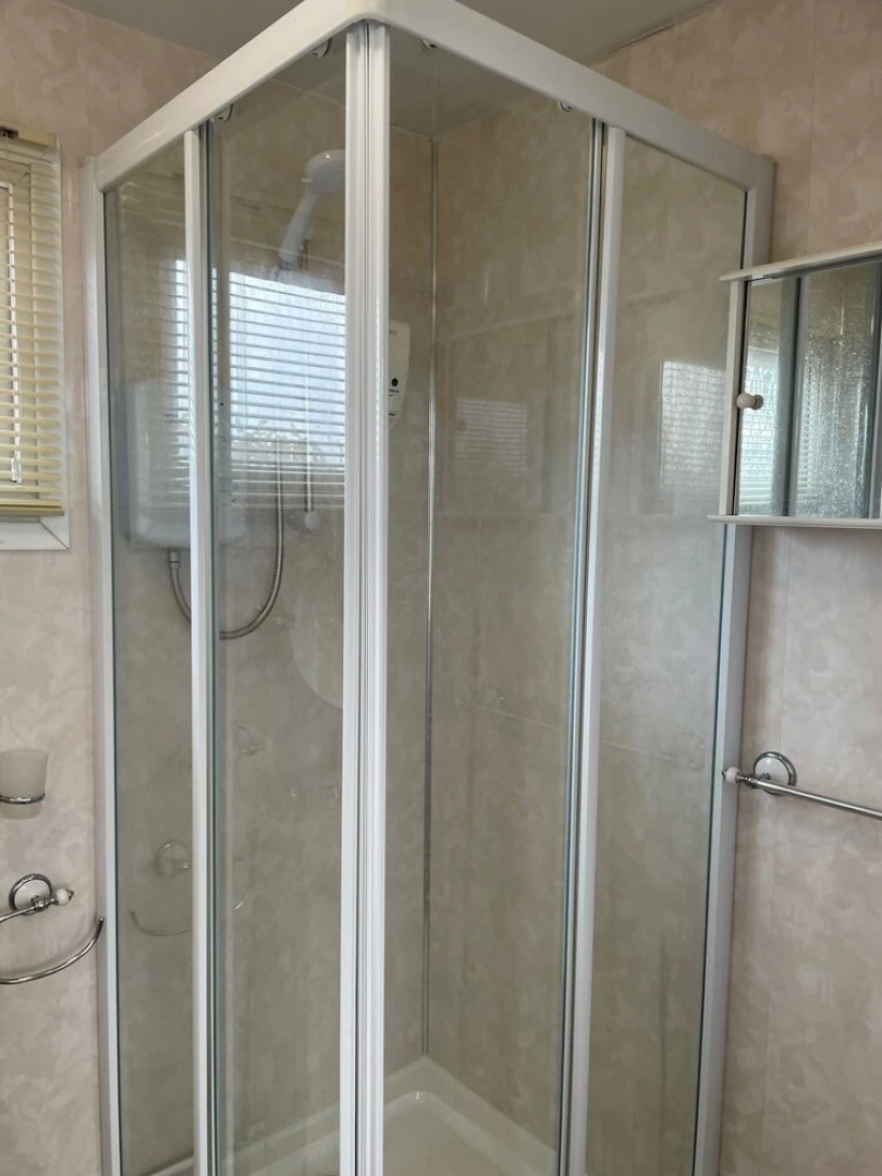 Chalet No 30 - Holiday Home From Home!