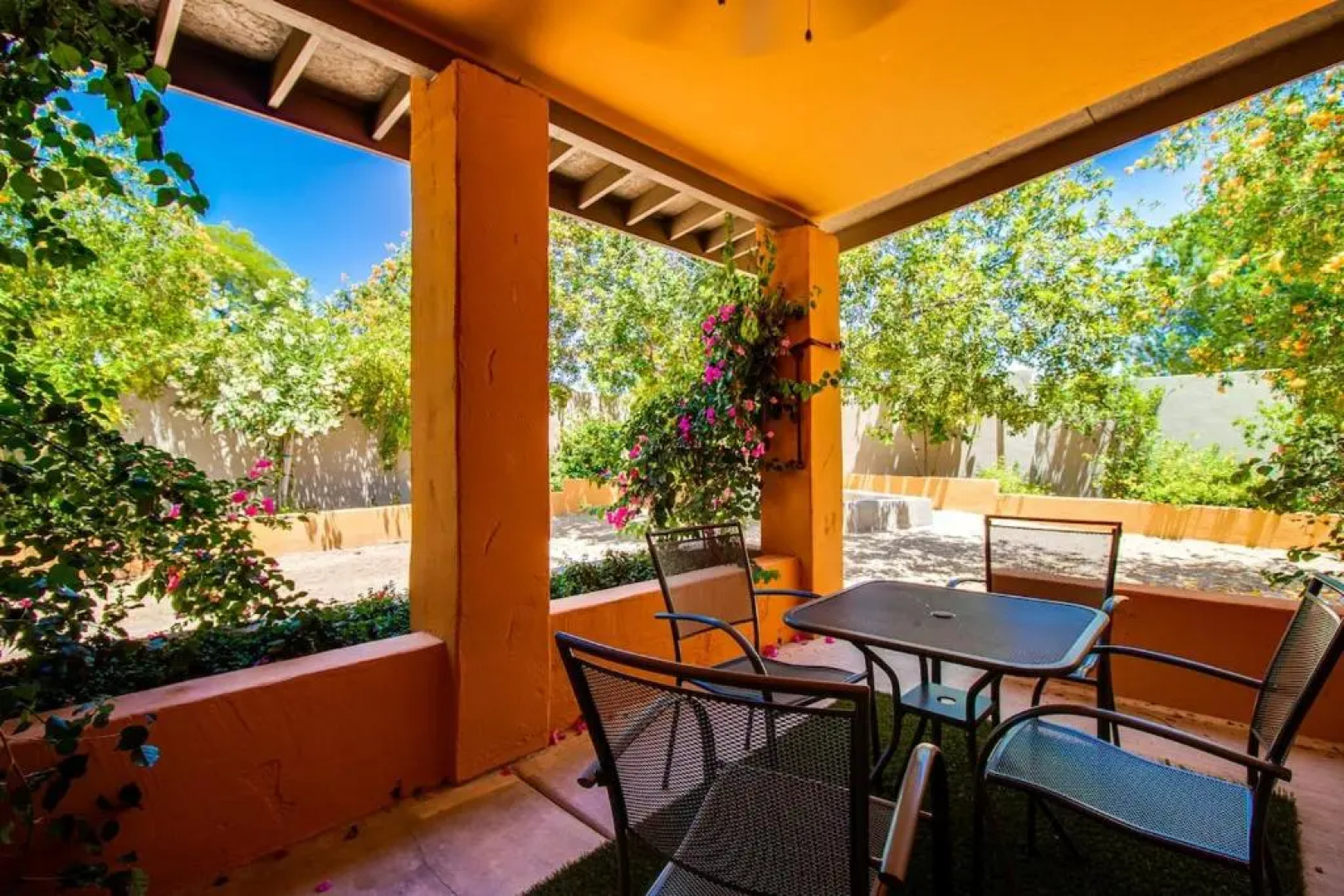 Charming Fountain Hills 3 Bedroom Home!