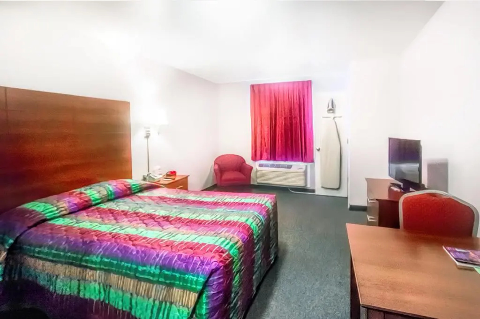 Suburban Studios Denver Central-Arvada