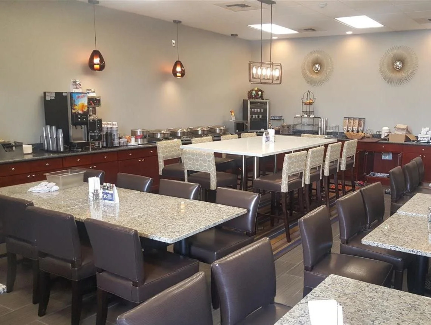 Best Western Cascadia Inn