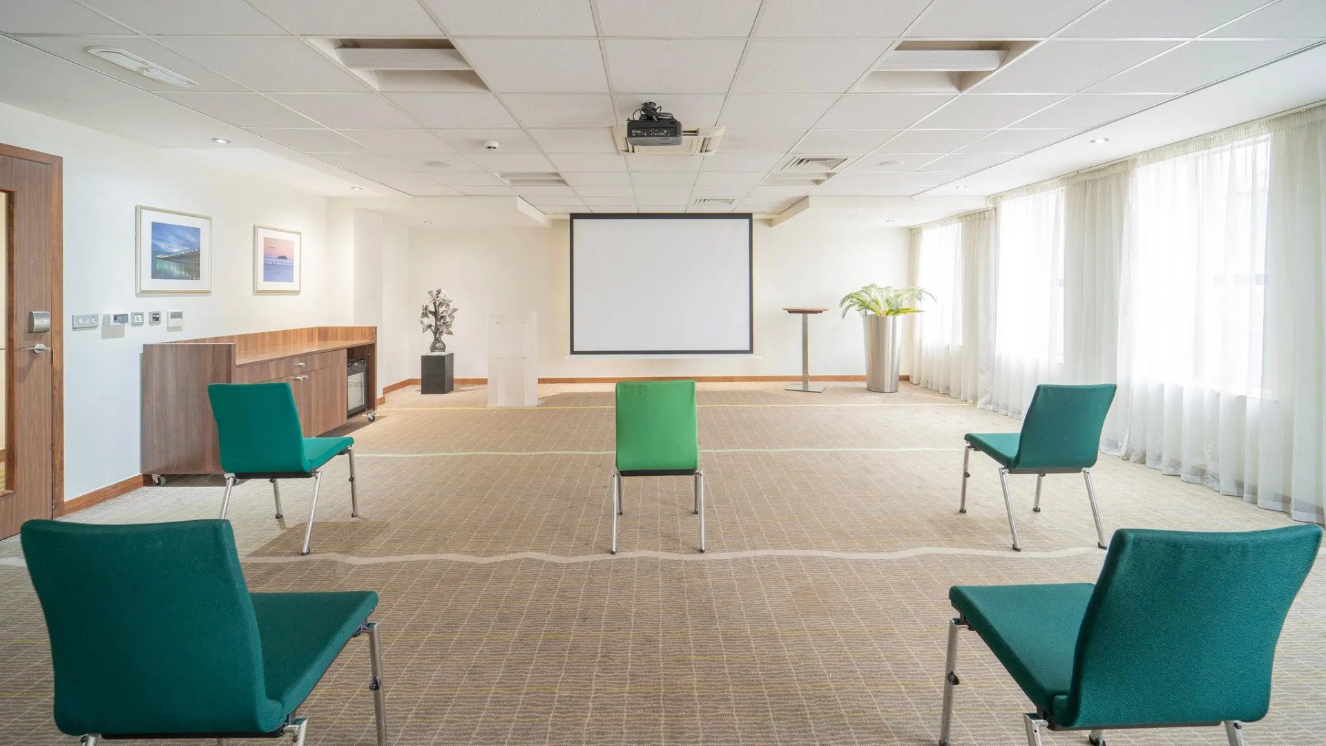 Holiday Inn Bristol City Centre by IHG