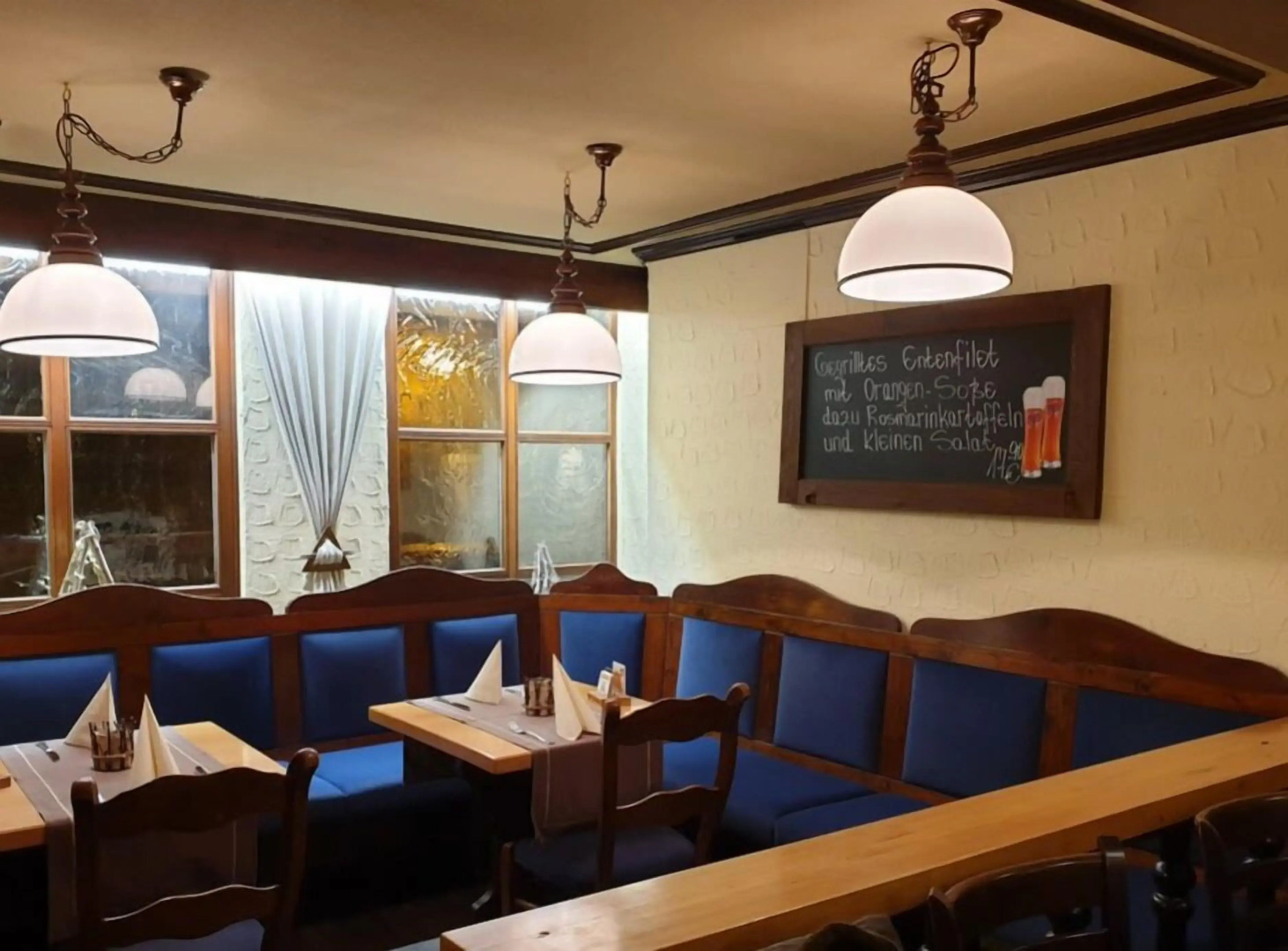 Haduloha Hotel & Restaurant
