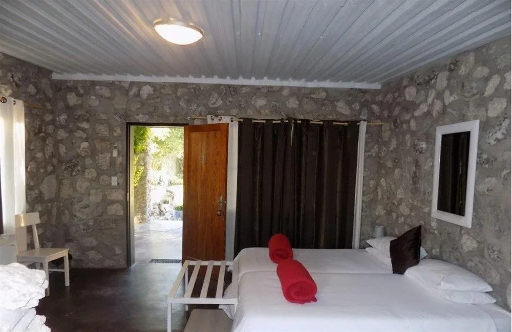Eldorado Guest House & Camping