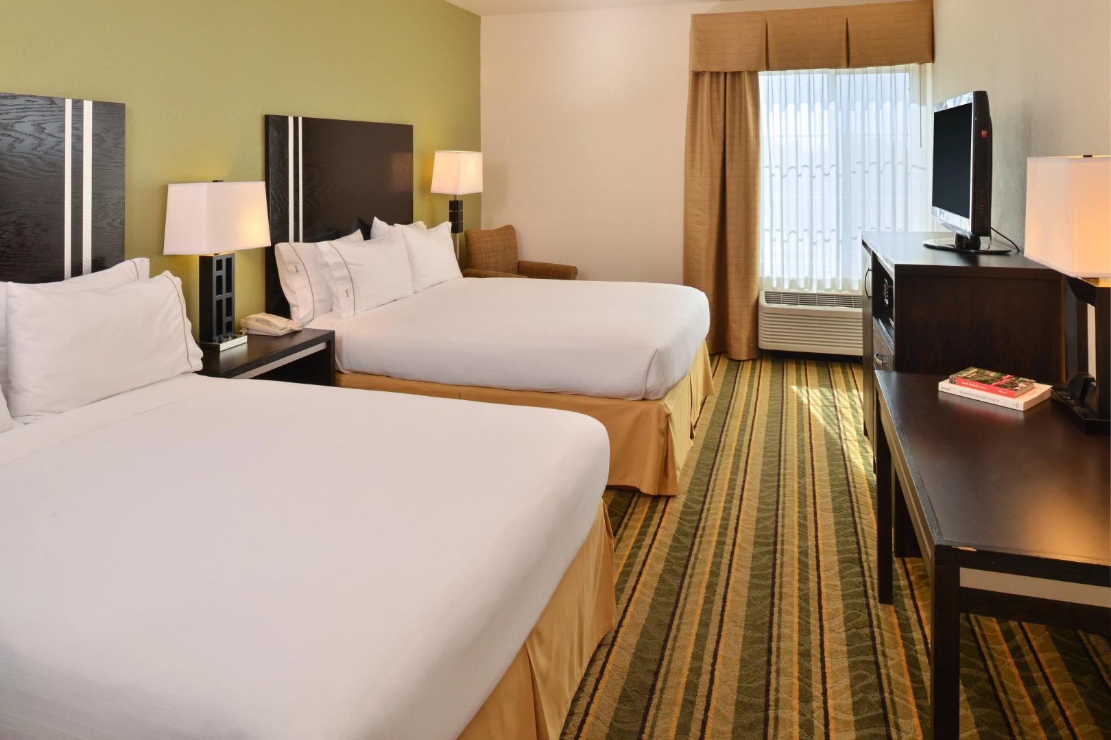 Holiday Inn Express Hotel & Suites Berkeley by IHG