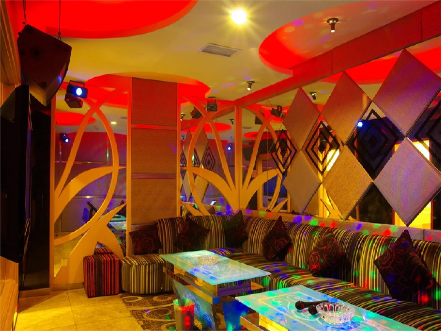 Jiuzhaigou Huangpu Hotel