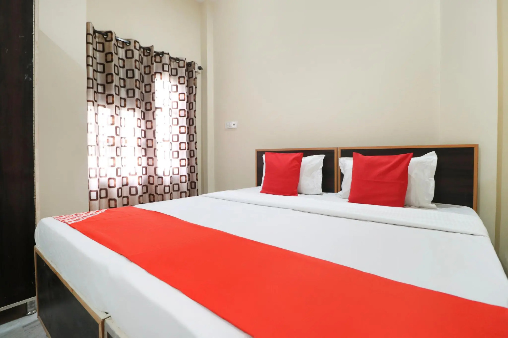 OYO 67253 Hotel Andrew's