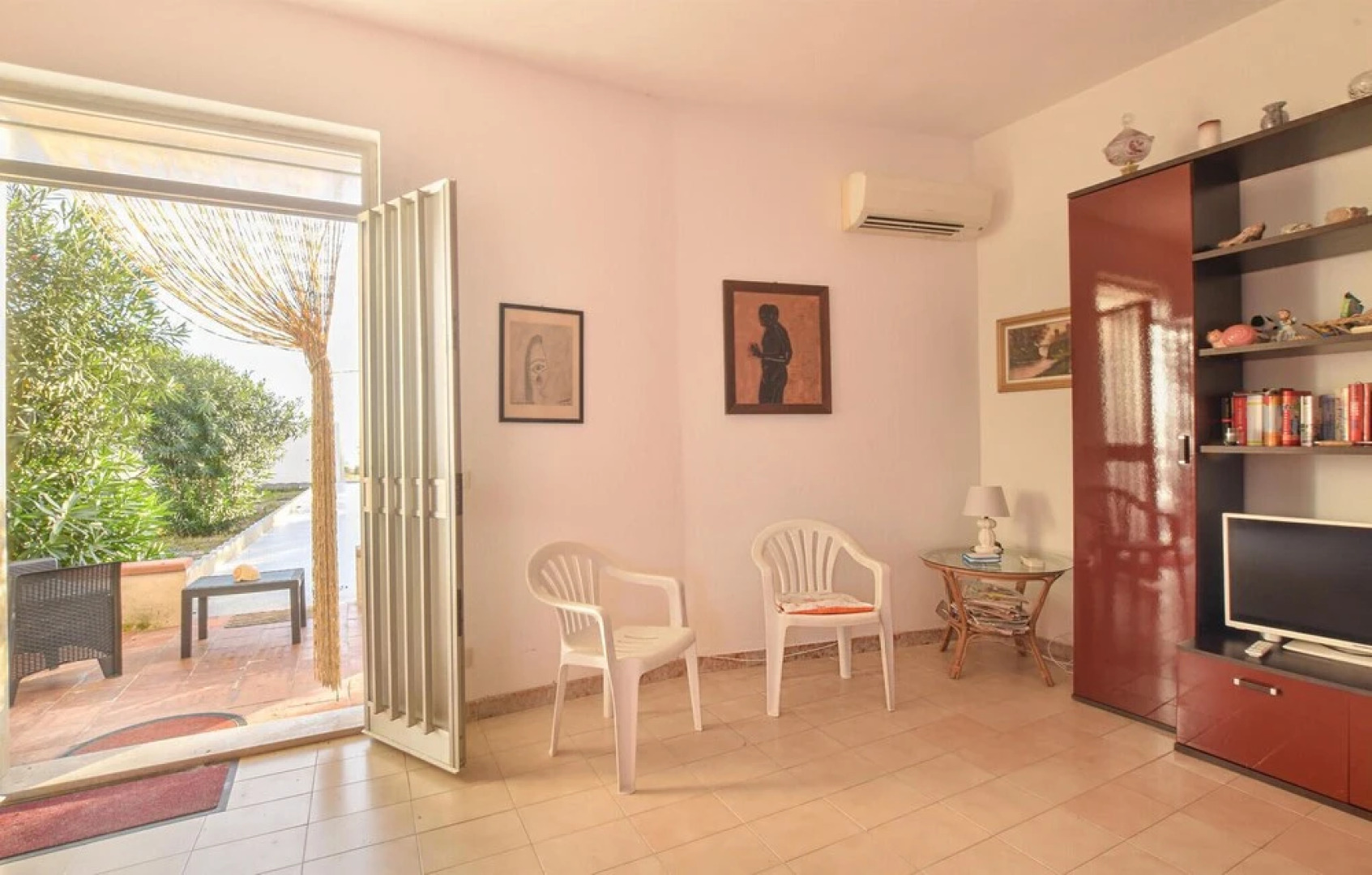 Beautiful Home in Pachino With 3 Bedrooms and Wifi