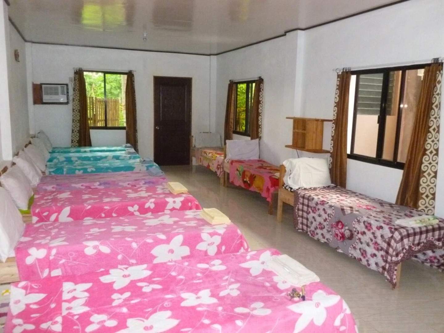 D & A Seaside Cottages