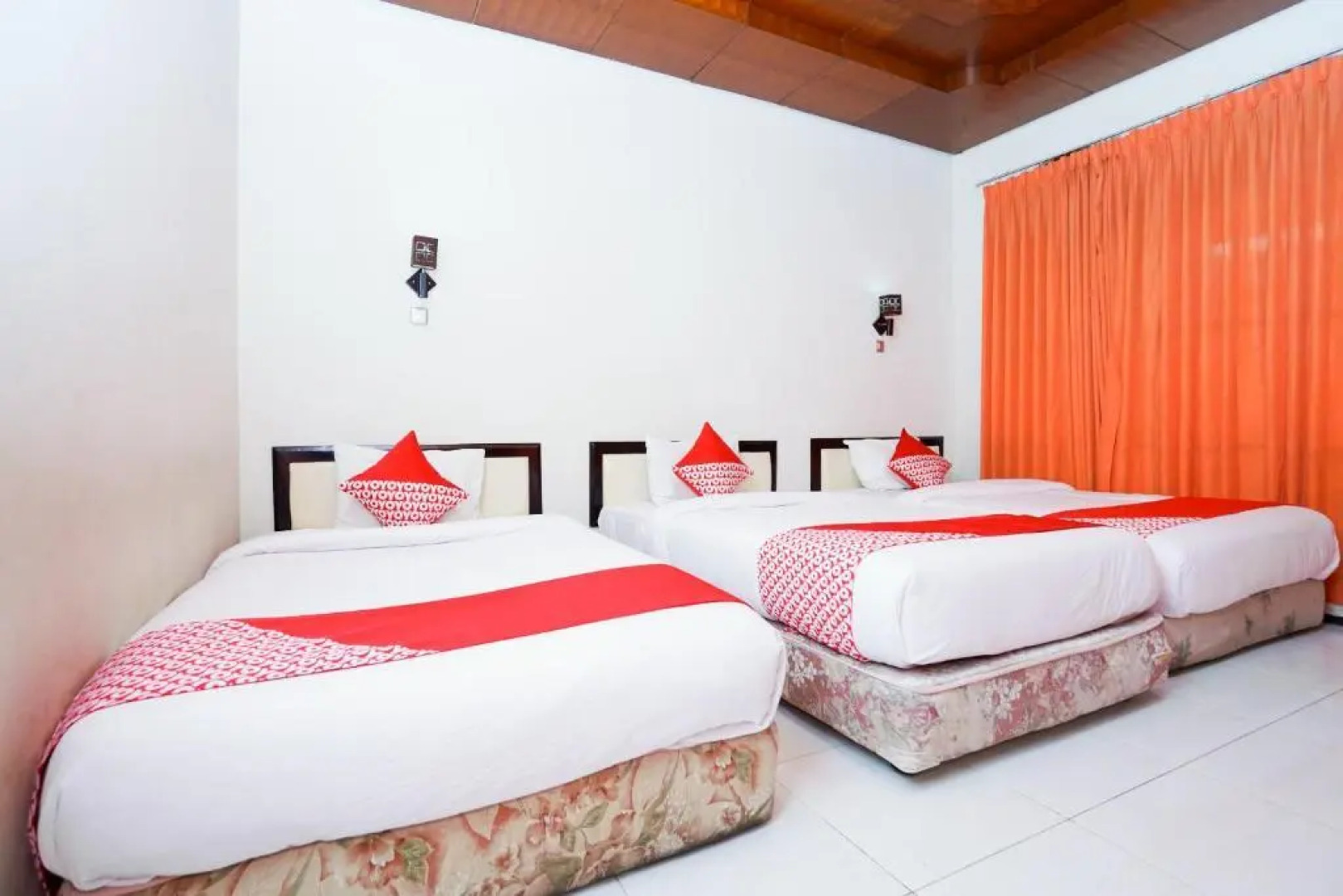 OYO 1430 Hotel Ratna Syariah