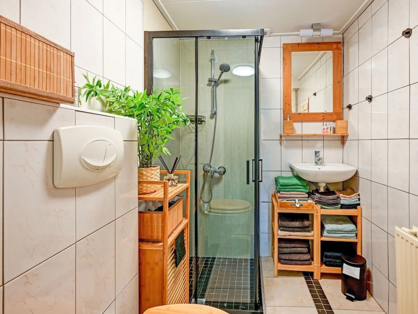 Secluded Holiday Home in Holten near Forest