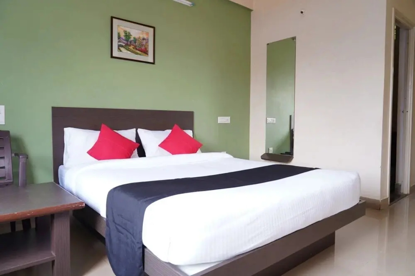 Chinthu Comforts by OYO Rooms