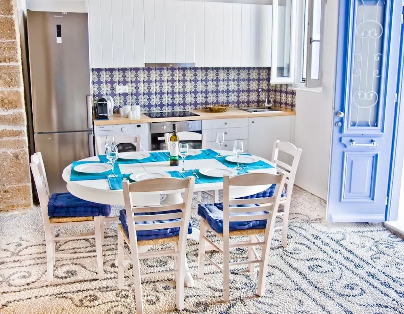 The Red Door in Koskinou