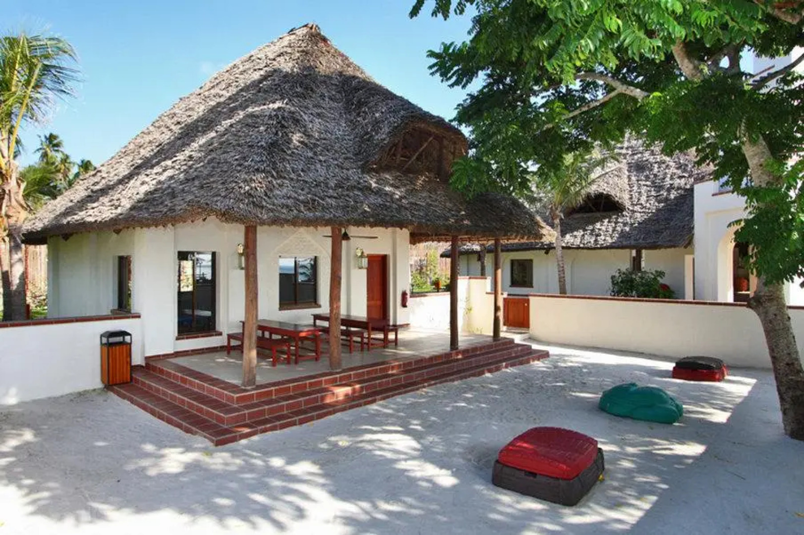 Sea Cliff Resort & Spa