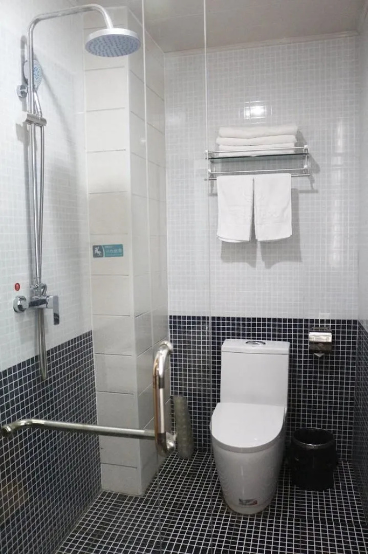 Heluo Sunshine Culture Theme Hotel