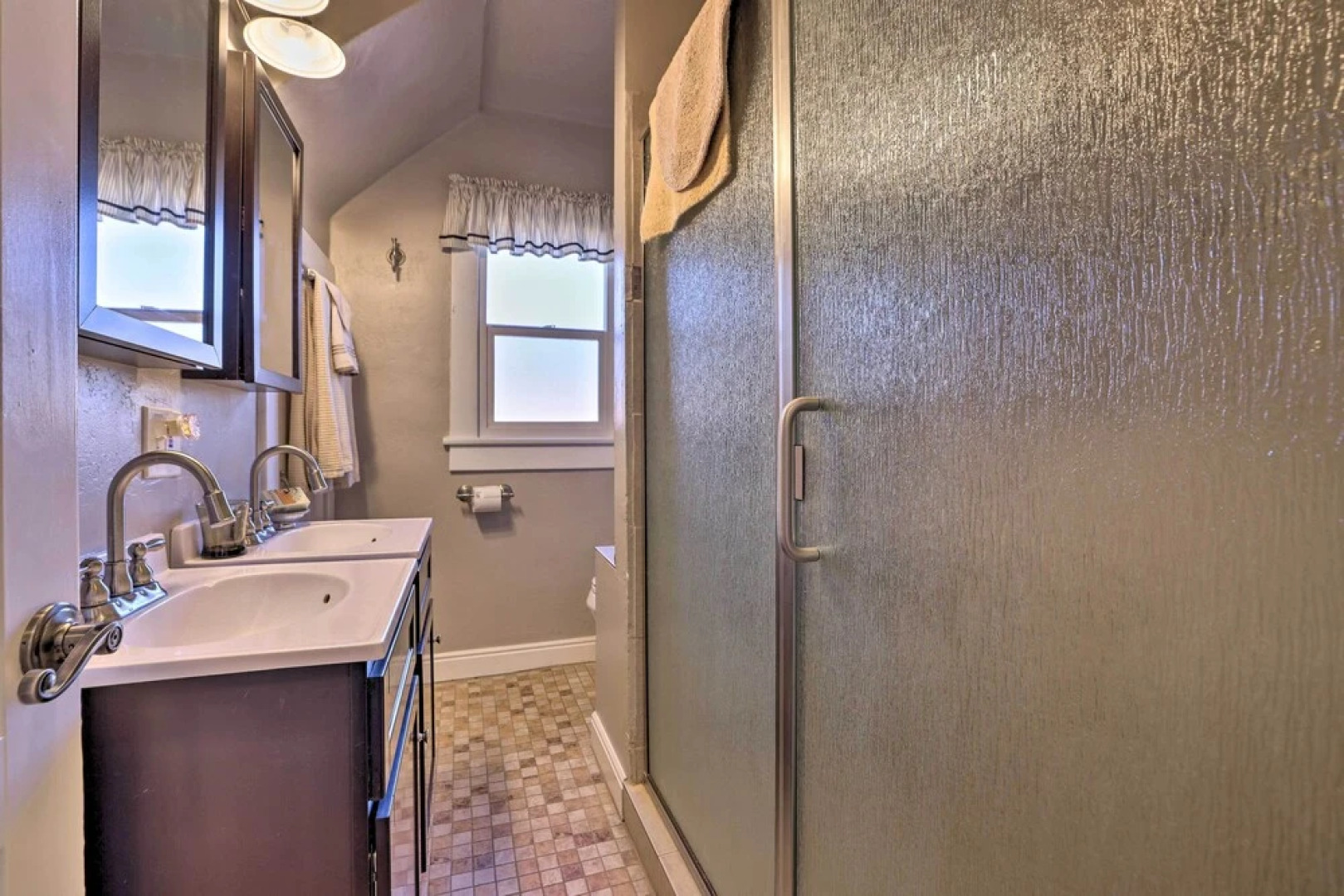 Charming Cedar City Retreat - Walk to Downtown!