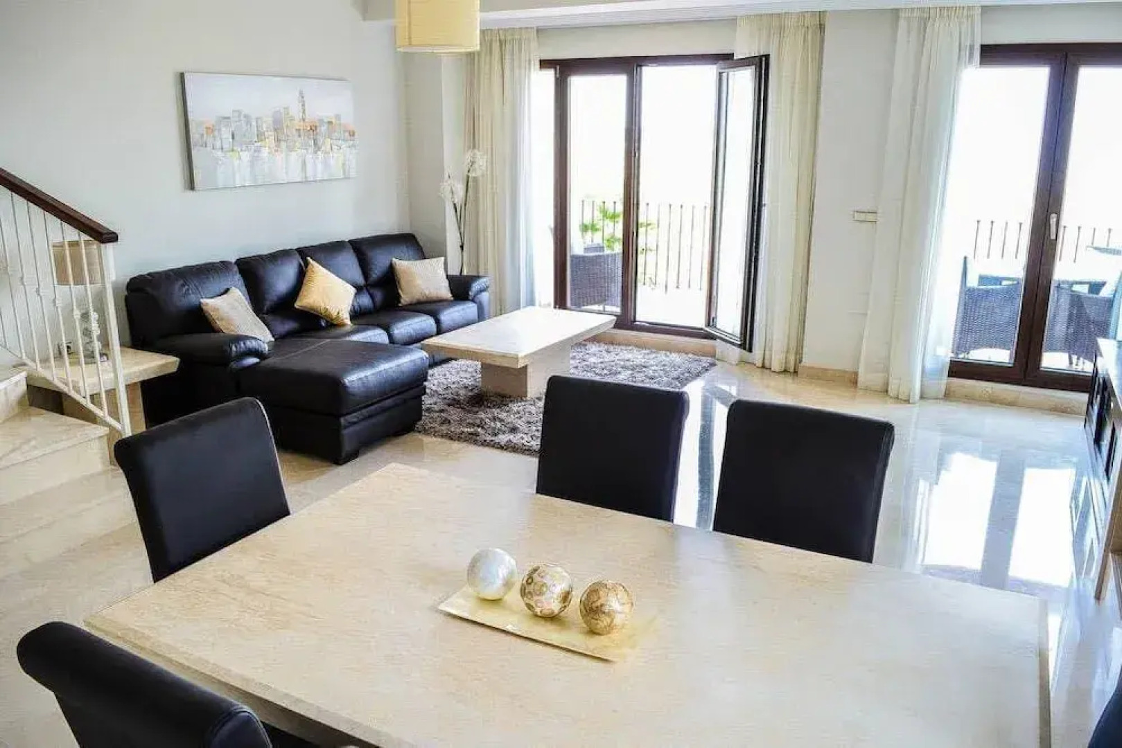 Modern Two Bedroom Villa With Indoor Pool & Spa