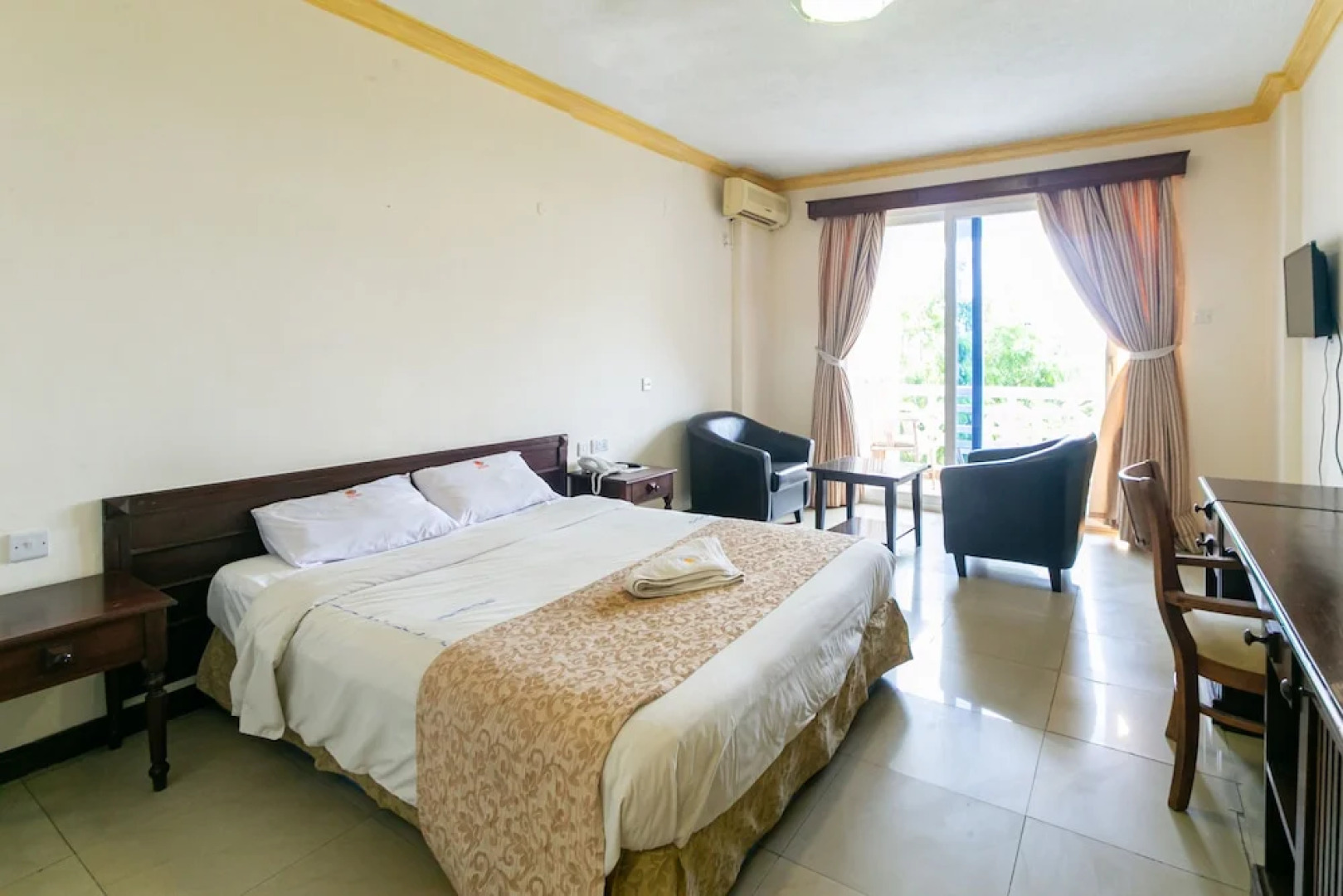 Sunrise Resort Apartments & Spa