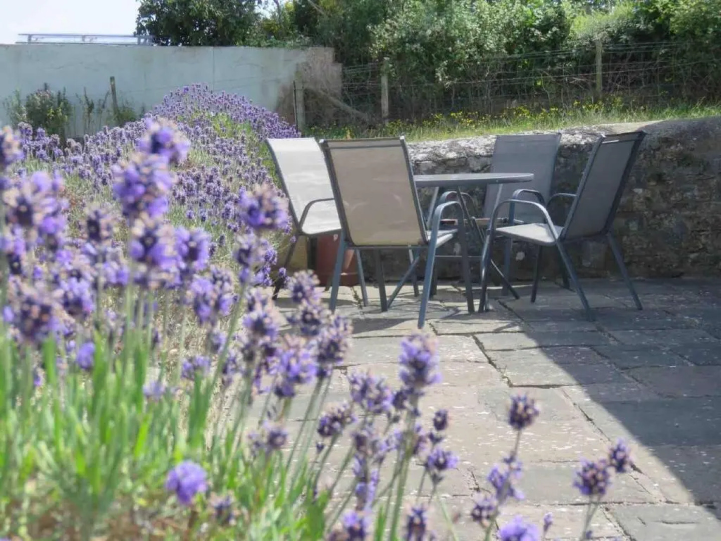 Vale of Glamorgan - Cottage - Sleeps 4 - Parking