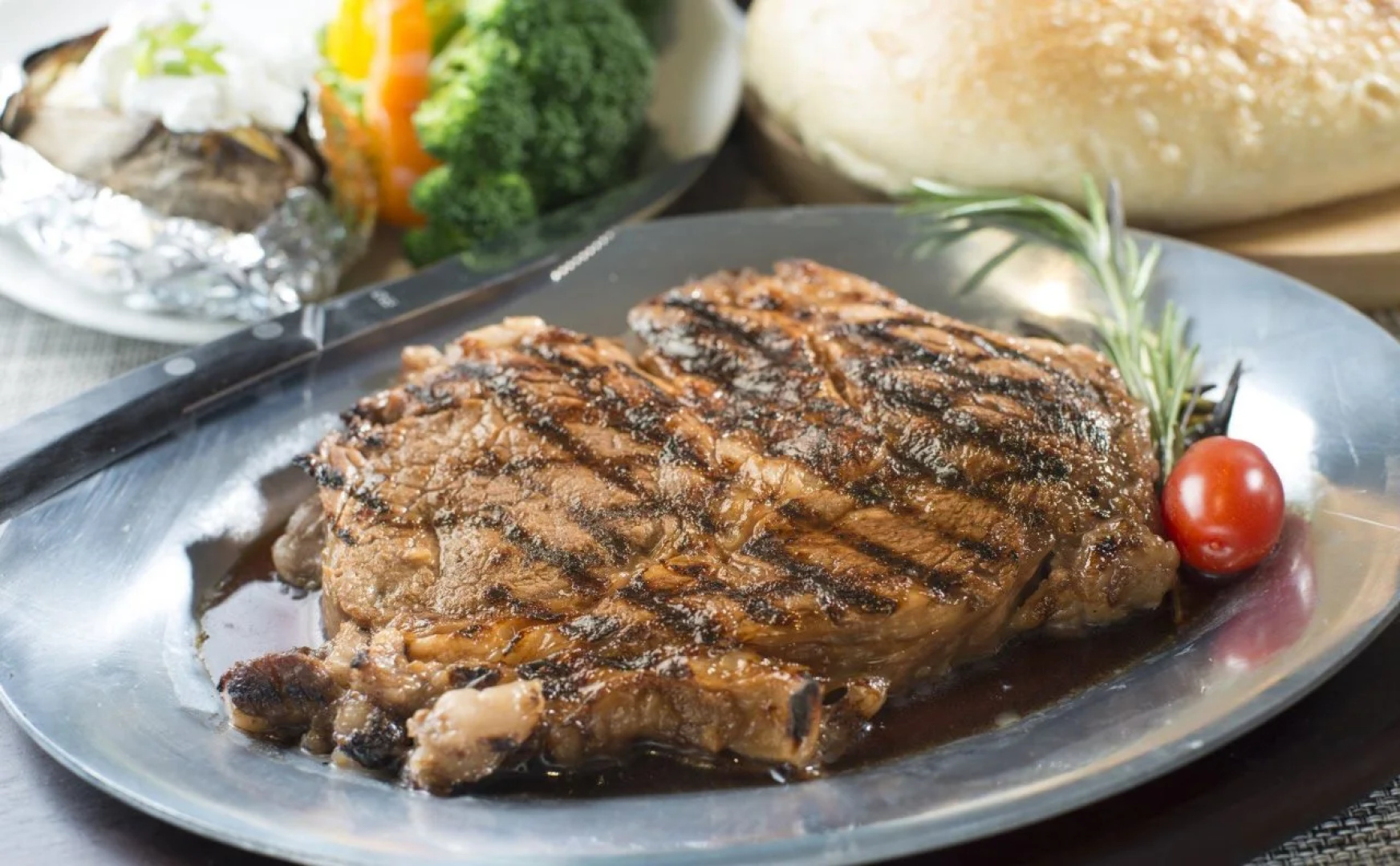 Crowne Plaza Saddle Brook by IHG